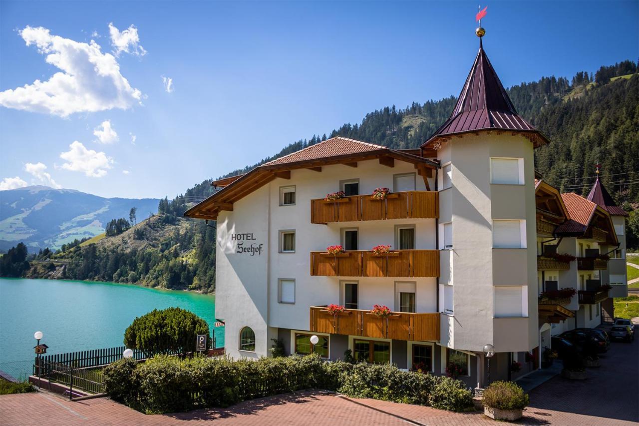 Hotel Seehof Monguelfo-Tesido / Welsberg-Taisten Exterior photo